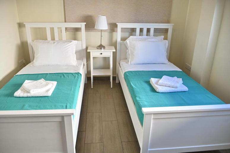 Edessis Beach House Lemesós Eksteriør bilde